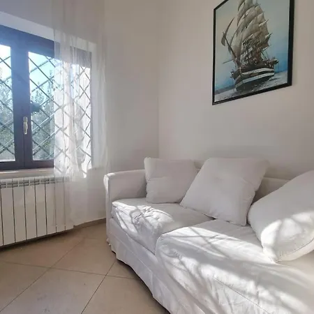 Free Parking - 5 Min From Bus Stop - Excellent * روما