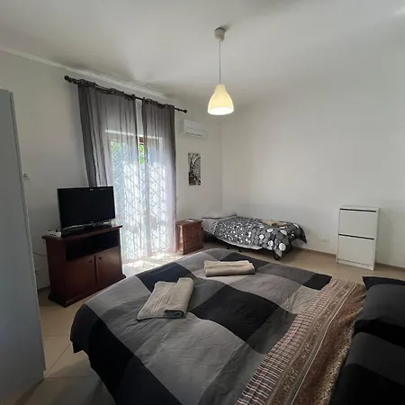 شقة Free Parking - 5 Min From Bus Stop - Excellent *