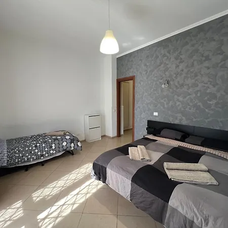 5 Min From Bus Stop-free Parking Apartamento *