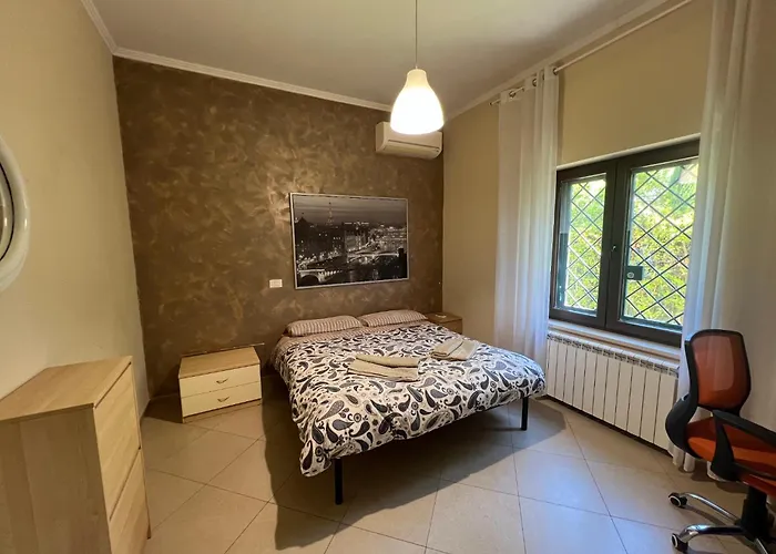 Lägenhet Free Parking - 5 Min From Bus Stop - Excellent